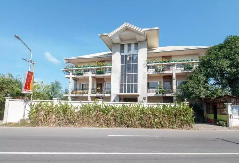 هتل Reddoorz Near Manlurip Rotonda Tacloban