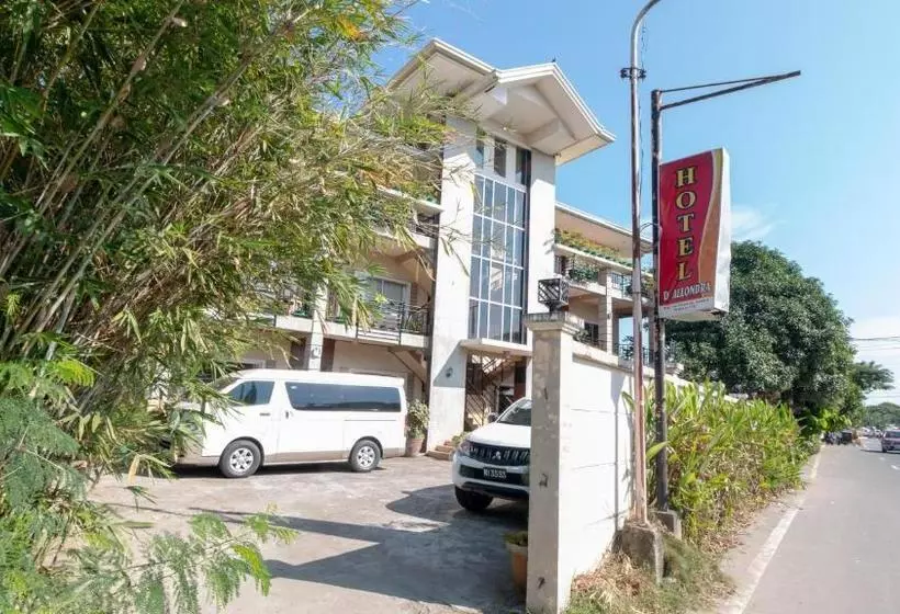 هتل Reddoorz Near Manlurip Rotonda Tacloban