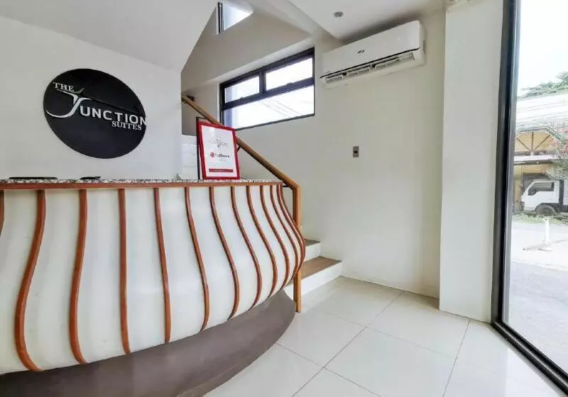ホテル Reddoorz Plus Near Bangko Sentral Ng Pilipinas Davao