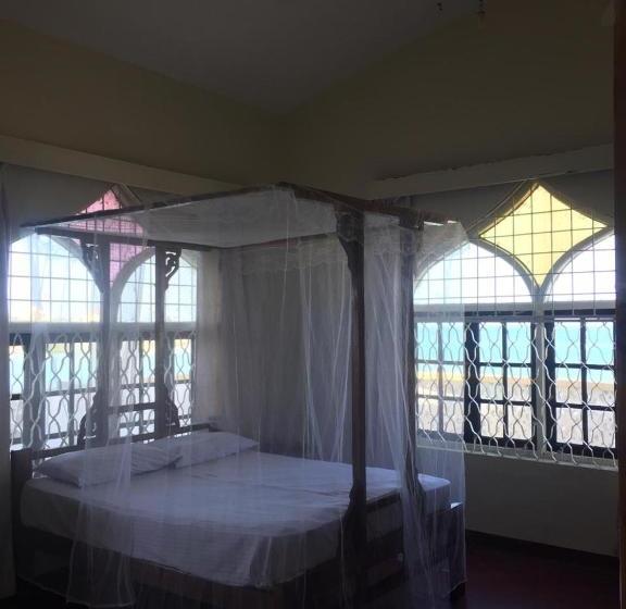 هاستل Tulia Old Town