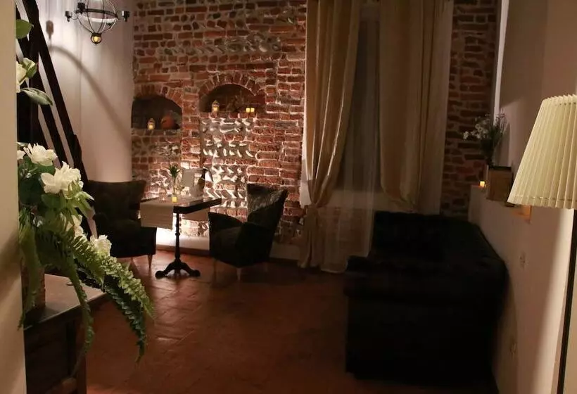 B&b Castello Di Cavaione