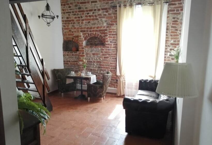 B&b Castello Di Cavaione