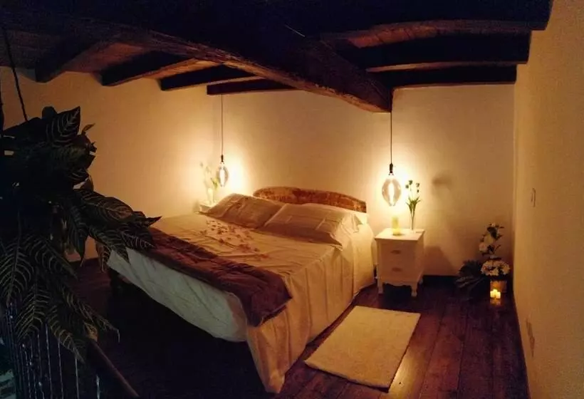 B&b Castello Di Cavaione