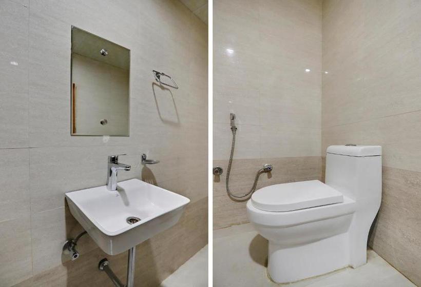 ホテル Oyo 49796  Royal Palace