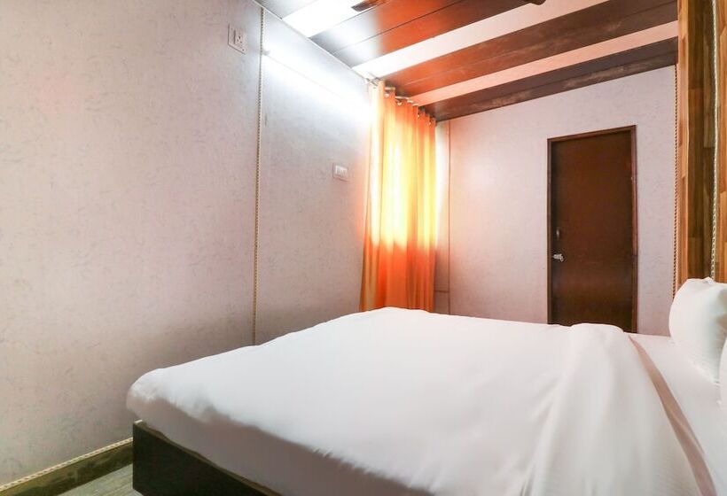 فندق Spot On 49126 Silent Valley Appartments