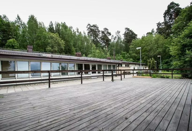ユースホステル Kallhällsbaden Strandhotell