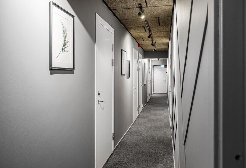 Retkeilymaja Kallhällsbaden Strandhotell