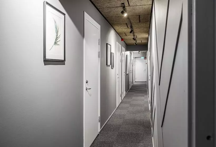 ユースホステル Kallhällsbaden Strandhotell