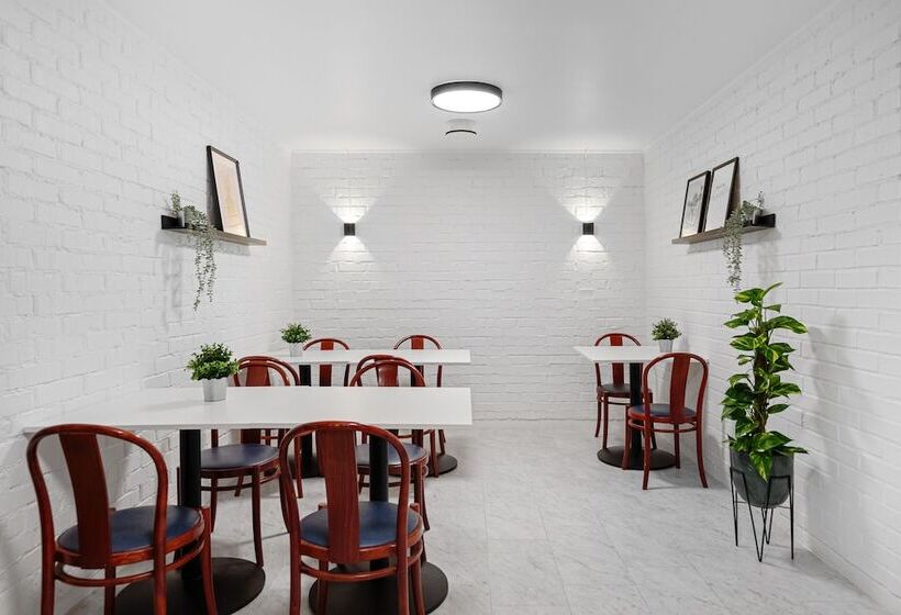 Retkeilymaja Kallhällsbaden Strandhotell