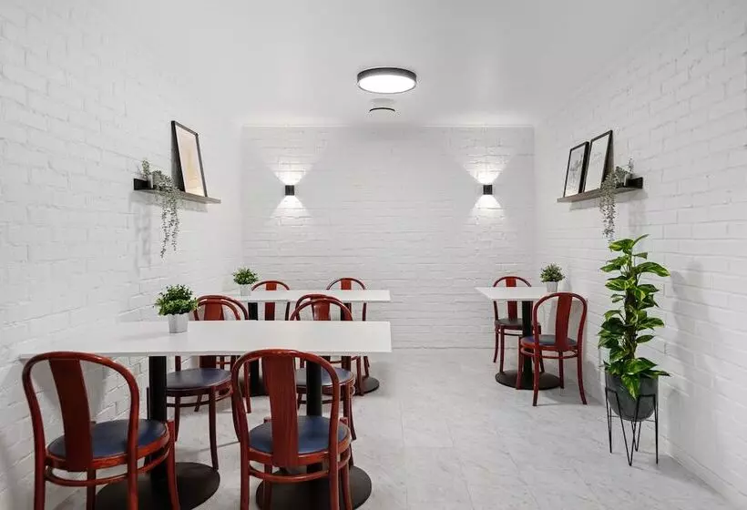 ユースホステル Kallhällsbaden Strandhotell