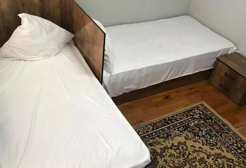 Astoria B&b