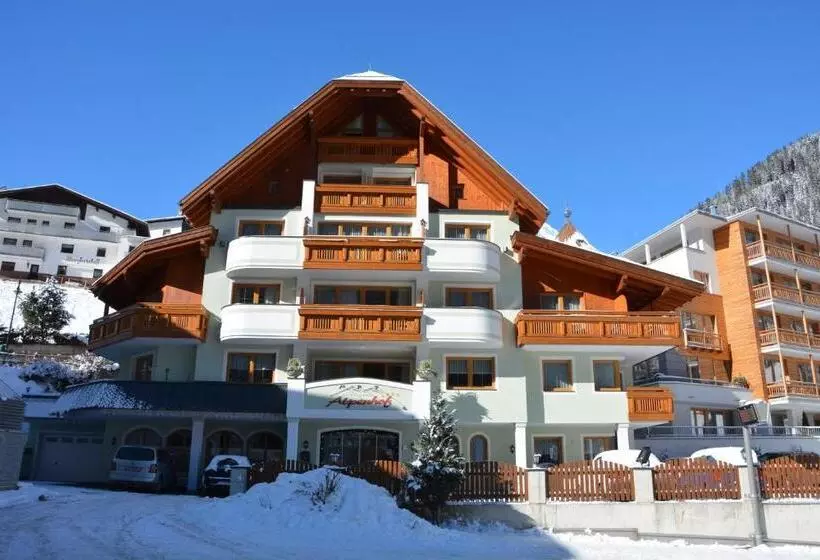 ホテル Garni Alpenhof