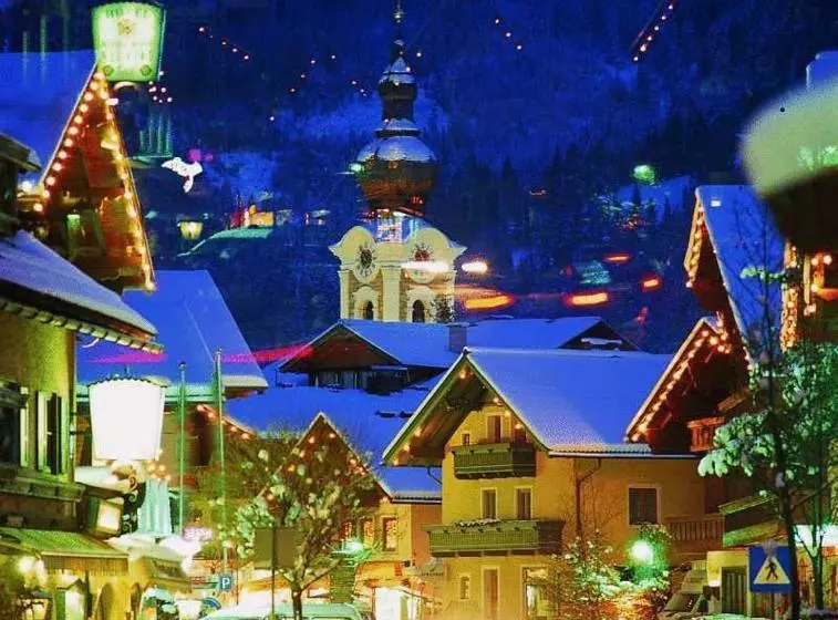 ホテル Gasthof Markterwirt