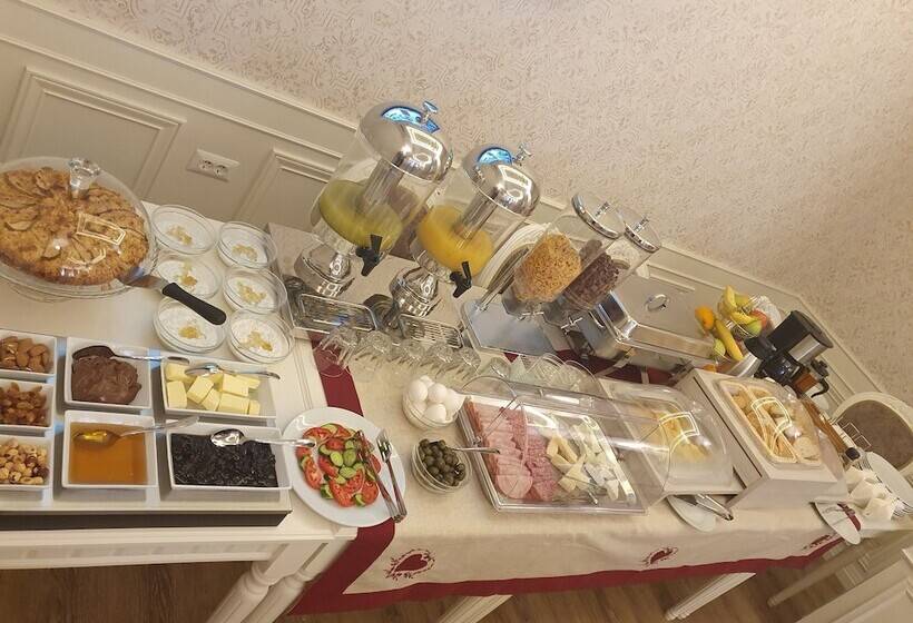 هتل Legacy Boutique