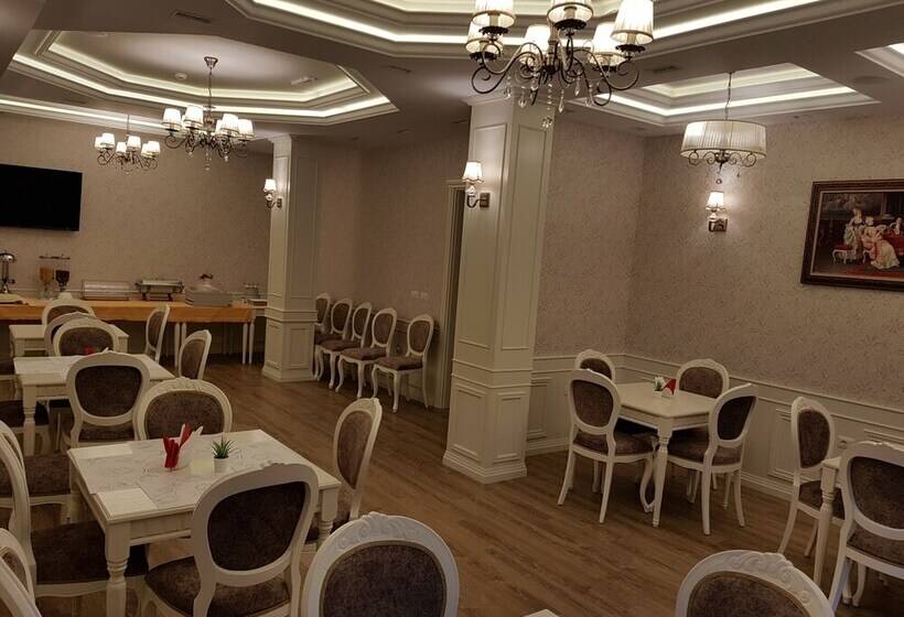 هتل Legacy Boutique