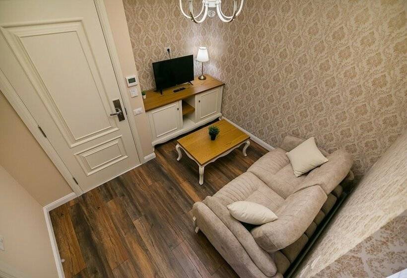 هتل Legacy Boutique