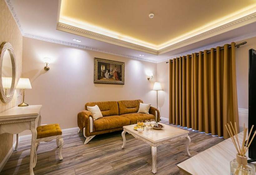 هتل Legacy Boutique