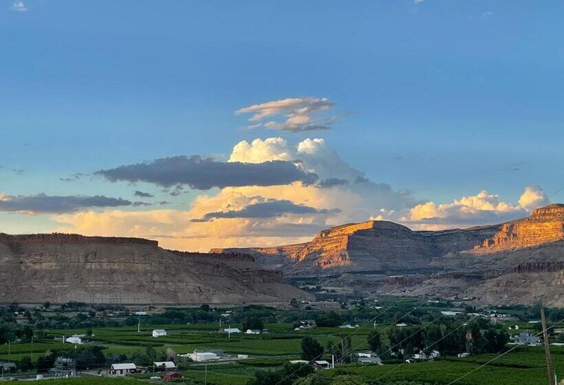 فندق على الطريق Mellow Moon Lodge