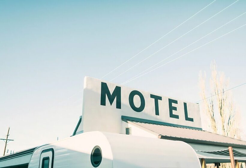 فندق على الطريق Mellow Moon Lodge