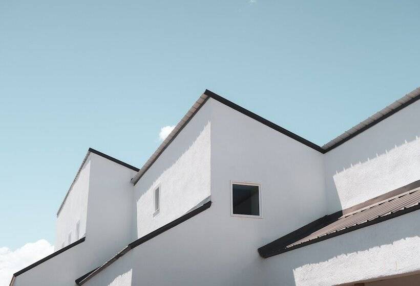 فندق على الطريق Mellow Moon Lodge