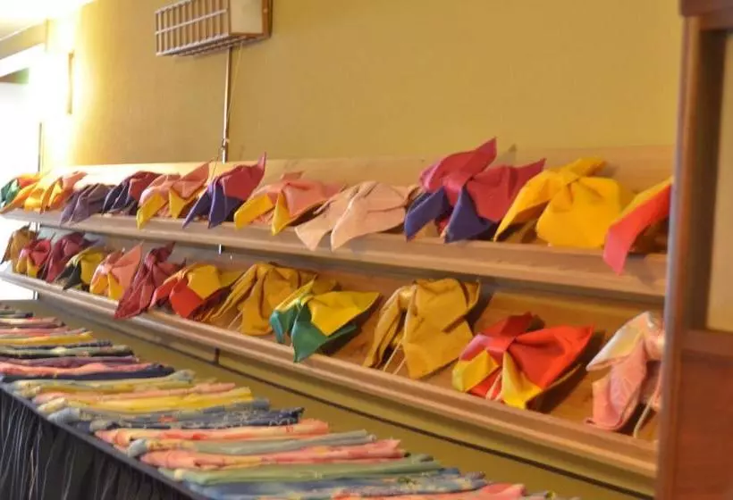 旅館 Kakurenosatoyukari