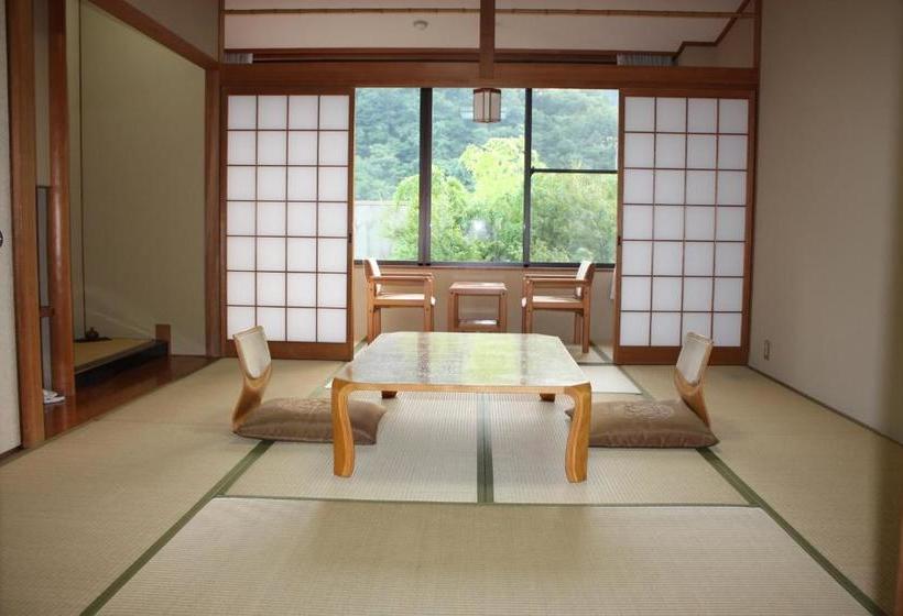 Ryokan Kakurenosatoyukari