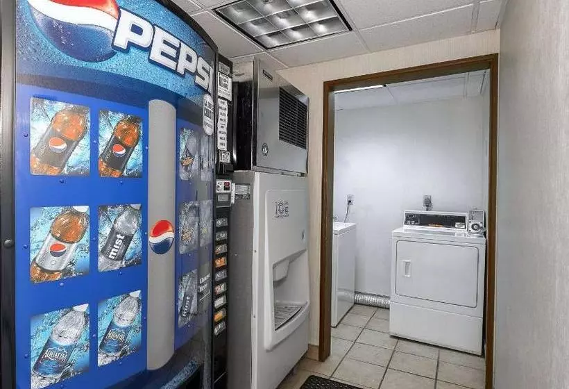 ホテル Cedar Rapids Inn