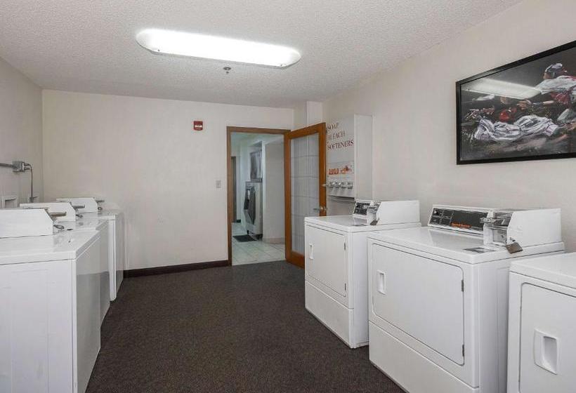 Hotel Cedar Rapids Inn