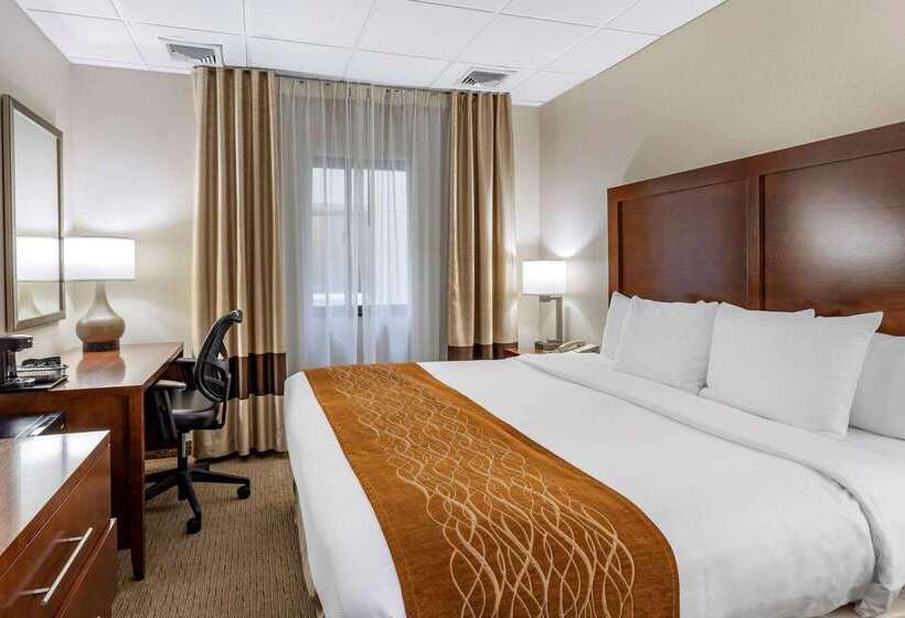 فندق Comfort Inn Syossetlong Island