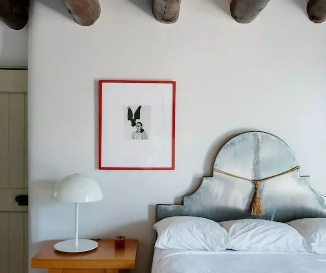 ホテル El Rey Court