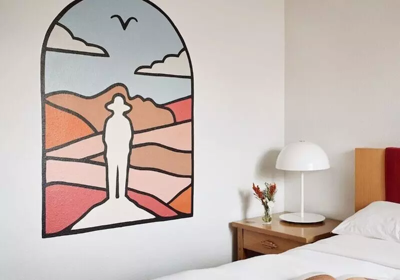 ホテル El Rey Court