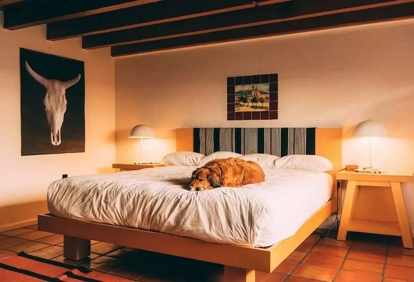 ホテル El Rey Court