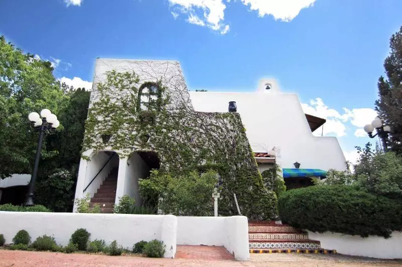 ホテル El Rey Court