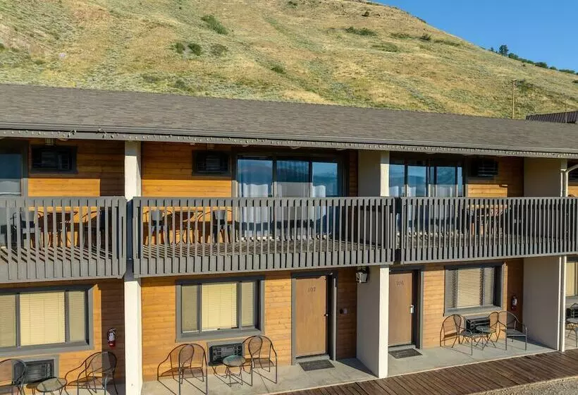 호텔 Elk Refuge Inn