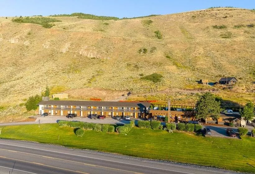 호텔 Elk Refuge Inn