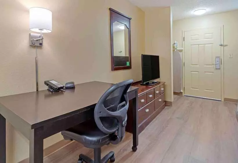 هتل Extended Stay America Select Suites Durham University