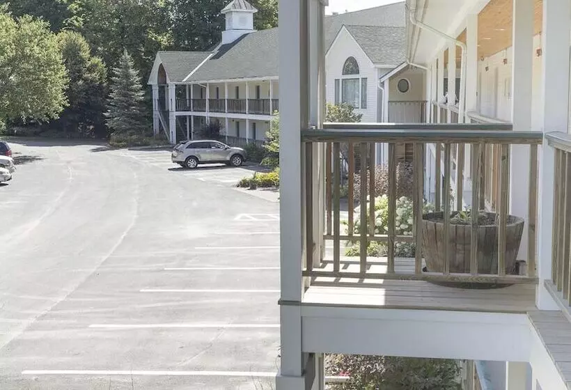 ホテル Fairbanks Inn