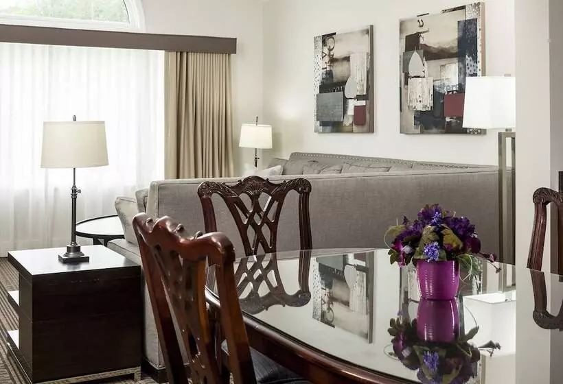 ホテル Fairbanks Inn