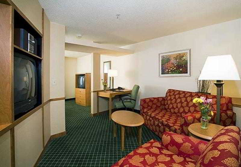 فندق Fairfield Inn And Suites By Marriott Tampa Brandon