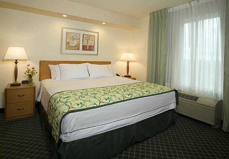فندق Fairfield Inn And Suites By Marriott Tampa Brandon