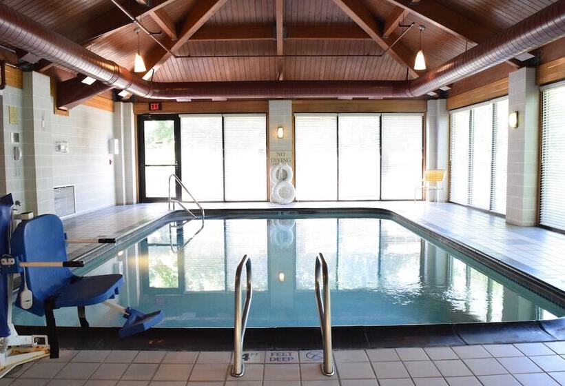 Отель Fairfield Inn Corning Riverside