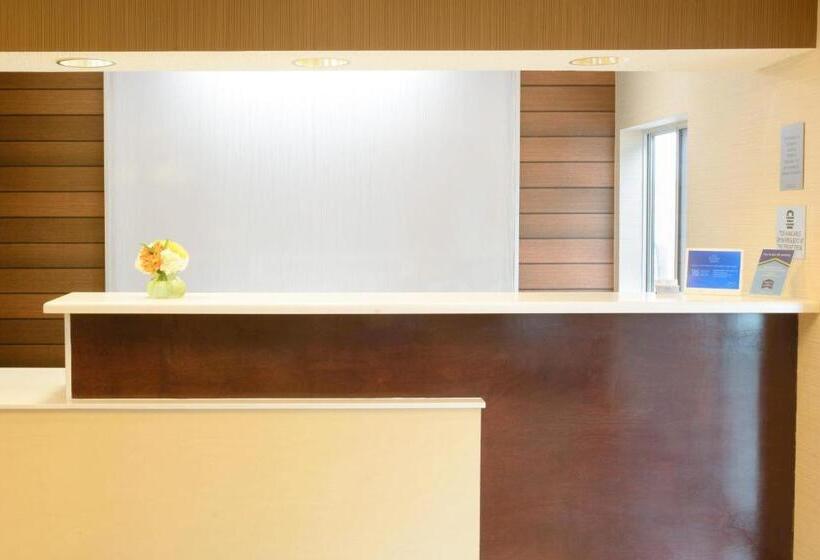 ホテル Fairfield Inn Saint Louis Collinsville