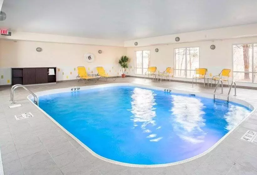 Отель Fairfield Inn & Suites Ashland