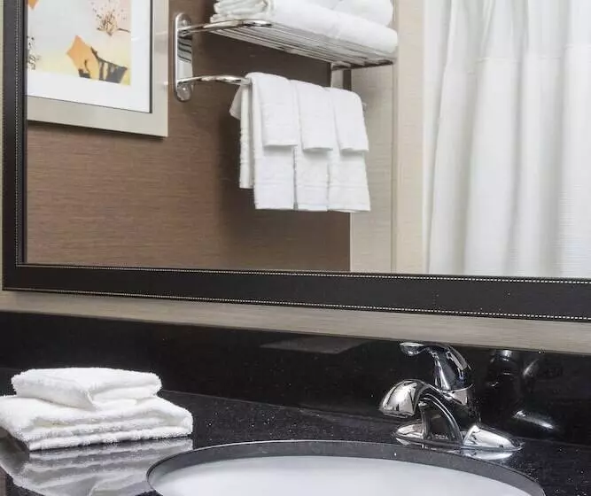 Отель Fairfield Inn & Suites Ashland