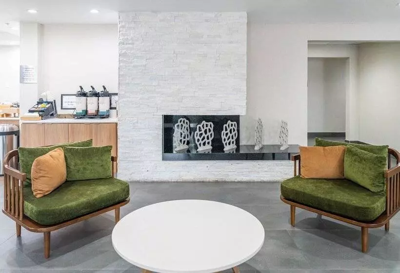 Отель Fairfield Inn & Suites Beaumont