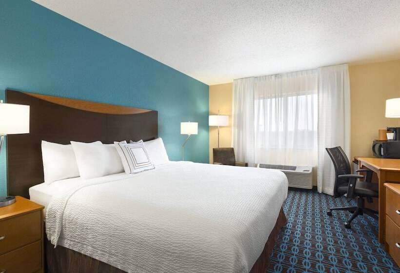 Отель Fairfield Inn & Suites Saginaw