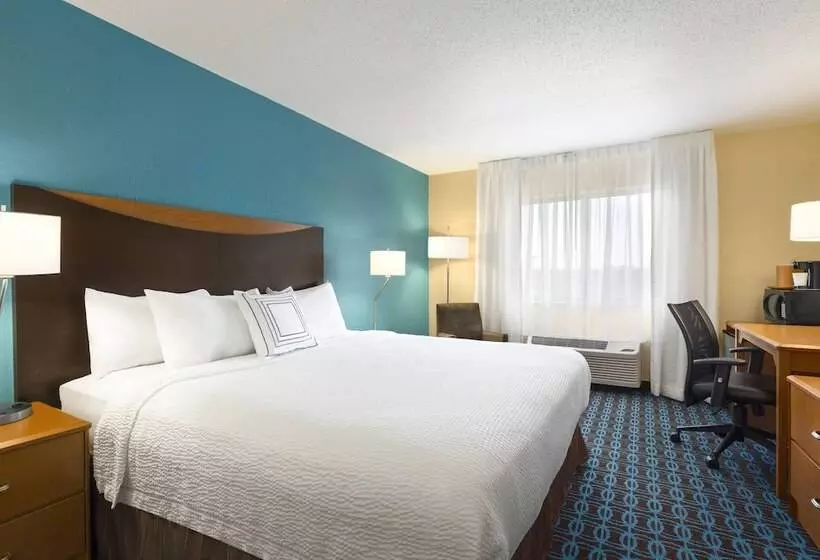 Отель Fairfield Inn & Suites Saginaw