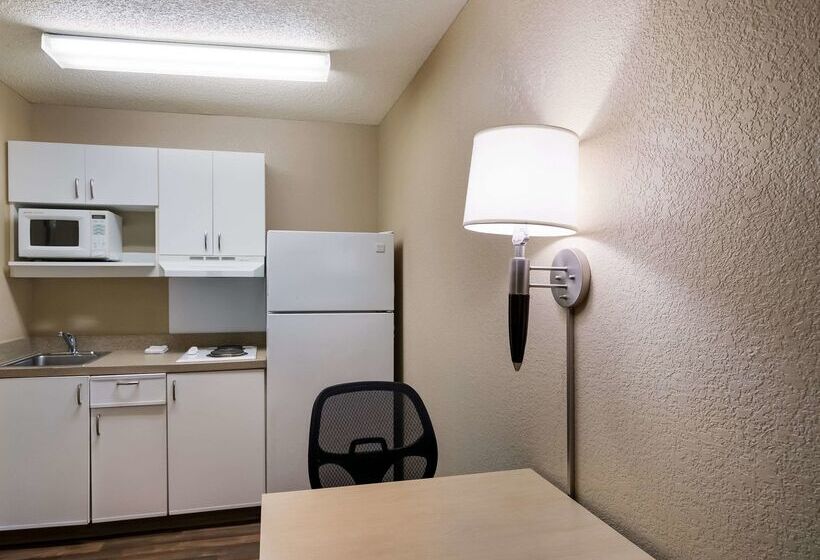 فندق Mainstay Suites Knoxville  Cedar Bluff