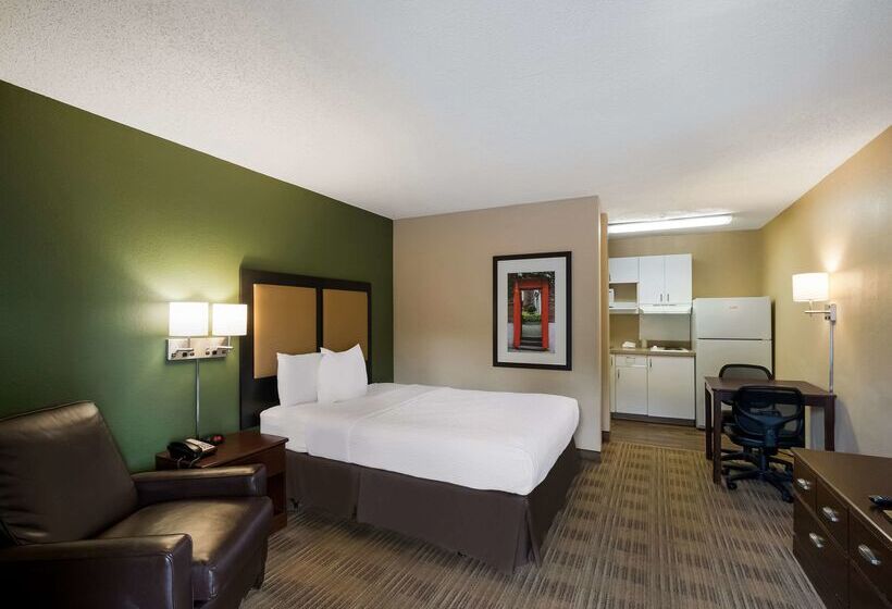 فندق Mainstay Suites Knoxville  Cedar Bluff