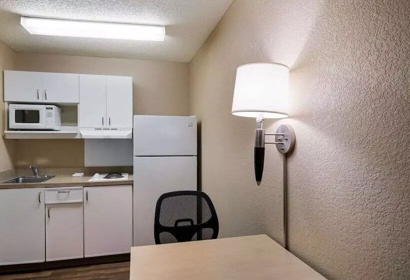 酒店 Mainstay Suites Knoxville  Cedar Bluff